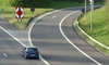 Căldura extremă din ultimele zile a provocat crăpături în stratul de beton pe mai multe porţiuni de autostradă
