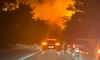Incendiu puternic în Thassos! Flăcările au cuprins drumul, iar insula este parțial fără curent. Turiștii sunt sfătuiți să rămână calmi