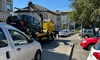 Atenție, șoferi! Se ridică mașinile parcate neregulamentar de pe o stradă importantă din Iași