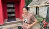 O poveste de dragoste cu iz incestuos a scandalizat o întreagă comunitate! Ana-Maria Creangă este acuzată că trăiește cu propriul văr, cu care a făcut 9 copii: „Mamele lor au fost surori”