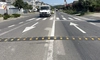 Așa ceva nu ai mai văzut! În loc să pună trecerea de pietoni în Iași, constructorul a amplasat-o  în satul Tomești, cu tot cu limitatoare de viteză