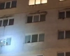 O femeie din Iași a terorizat un cartier întreg! Nimeni nu mai este în siguranță când trece pe lângă apartamentul ei: „Aruncă cu urină pe geam, în trecători”
