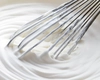 Iată cum poți prepara frișcă vegetală, chiar la tine acasă! Alternativa perfectă pentru perioada de post