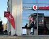 Atenție ce semnați! Un ieșean a plătit degeaba, timp de 2 ani, un abonament la Vodafone. În zadar a încercat clientul să rezilieze contractul