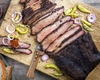 Rețeta pentru un brisket de vită delicios – Preparatul care îți va impresiona familia și musafirii, ideal pentru ocaziile speciale