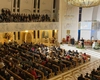 Noaptea de Înviere în Biserica Catolică. Sute de credincioși catolici participă la slujbă