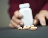 Medicament din deșeuri! Cum ajunge plasticul reciclat să fie folosit într-o pastilă utilizată de milioane de români
