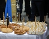 Câte vase se împart la parastas de 7 ani? Tradiții și obiceiuri pentru pomenirea celor trecuți în neființă!
