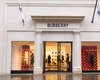 Cutremur în moda de lux! Burberry concediază 1.700 de angajați și își reinventează strategia