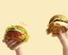 Glovo: Cererea pentru burgeri a crescut cu peste 60% în 2024. În România, se comandă 25 de burgeri pe minut