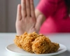 Care sunt alimentele interzise în miastenia gravis? Boala care provoacă slăbiciune musculară!