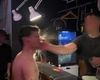 În acest bar din Iași, bătaia este permisă, dar se plătește! Pentru suma potrivită, barmanul te pălmuiește de câte ori vrei: „Este un tip de servire inedită”