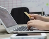 O nouă fraudă cu credite bancare! Românii află că au de plătit rate pe care nu le-au făcut!