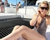 Laura Hamilton, în bikini. Imagini senzuale cu vedeta de 43 de ani