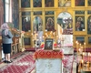 Această biserică din Probota este unică! Catapeteasma are peste 300 de ani vechime, iar credincioșii ajunși aici se pot ruga la odoare de preț: „Avem în patrimoniul bisericii noastre un papucel al Sfântului Efrem cel Nou”