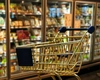 O nouă regulă pentru românii care merg la supermarket! Legea intră în vigoare de pe 11 mai! 