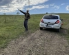 Locuitorii satului Vulturi se simt în pericol de moarte după ce un vecin și-a împrejmuit firma de vaci cu un gard electric, fără acordul primăriei: „A venit un golan în sat, cu vaci, și a pus un fir de curent pe unde este drum, unde se joacă copiii”