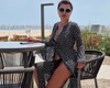 Claudia Ghițulescu a făcut furori pe plaja din Bulgaria! Ce costum de baie a ales artista