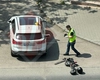 Accident rutier pe strada Străpungere Silvestru. Un autoturism și o trotinetă, implicate