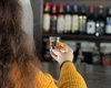 Primarul a închis două magazine din oraș pentru că au vândut alcool minorilor
