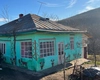 Strigăt de ajutor al fiicei femeii care a fost omorâtă în „casa cu căprioare” din comuna Erbiceni. Ultimii martori ai crimei au rămas în curte și trebuie adoptați: „Vă rog din suflet”