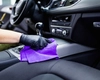 Ce soluție naturală de curățat este eficientă pentru o tapițerie auto? Află ce pericole ascund bacteriile din mașini!