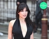 Daisy Lowe are o siluetă de invidiat. Iată cum se pregătește pentru nuntă și mutarea în Somerset