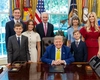 Toți ochii pe fiica Ivankăi Trump! Arabella a strălucit la Casa Albă în rochia mamei sale de 2.000 dolari
