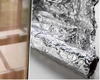 De ce e bine să pui folie de aluminiu pe geamuri când e caniculă afară. Trucul incredibil care te salvează