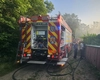Tragedie la Deleni! Un bărbat s-a electrocutat încercând să stingă incendiul care i-a cuprins casa