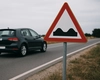 Obligațiile șoferului pe un drum cu denivelări! Ce riscă posesorii auto care nu respectă legea