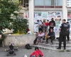Peste 20 de cerșetori din județul Neamț au luat cu asalt zona Gării! Localnicii sunt terorizați în fiecare săptămână