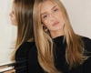 Rosie Huntington-Whiteley are un abdomen tonifiat cu care a uimit complet fanii. Aceasta oferă câteva informații despre viața sa de familie