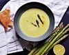 Supă cremă de sparanghel – Rețetă rafinată, sănătoasă și foarte delicioasă