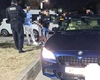 Un tânăr venit din Vaslui a vrut să își etaleze BMW-ul pe străzile din Iași! A petrecut cu muzica la maxim, împreună cu prietenii. Iată cum s-a terminat totul
