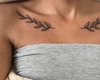 Modele de tatuaje pentru fete pe piept. Iată câteva idei din care să te inspiri!
