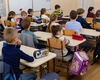 În următorii ani, numărul elevilor dintr-o clasă ar putea crește. Reforma propusă de Daniel David stârnește controverse în educație