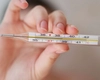 Temperatura corpului de 35.5°C, ce înseamnă și care sunt cauzele posibile. Hipotermie ușoară sau reacție normală?