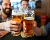 Un bărbat a încercat să supraviețuiască doar cu bere. Ce s-a întâmplat după o lună