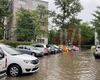 Străzile din Podu de Piatră, sub ape după ploaia torențială. Cod galben în vigoare la Iași
