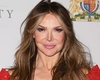 Lizzie Cundy a apărut în bikini în Veneția! Vedeta a fost uimitoare pe plajă înainte de nunta fiului ei