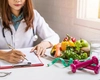 Ce trebuie să includă un meniu de regim pentru colonul iritabil? Iată care sunt alimentele permise!
