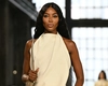 Naomi Campbell are o înfățișare incredibilă pe plajele din Ibiza. Supermodelul a atras toate privirile într-un bikini alb