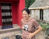 O poveste de dragoste cu iz incestuos a scandalizat o întreagă comunitate! Ana-Maria Creangă este acuzată că trăiește cu propriul văr, cu care a făcut 9 copii: „Mamele lor au fost surori”