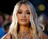 Rita Ora apare într-un sutien minuscul. A atras toate privirile din New York