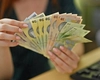 Vești-surpriză pentru bugetari! Când s-ar putea relua majorările de salarii și pensii