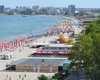 Vacanță de lux sau jaf pe față? Prețurile din Mamaia au ajuns de nesuportat pentru turiști: „300 de lei pentru un șezlong”