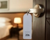 Turiștii de pe litoralul românesc pleacă cu „suveniruri”: prosoape, telecomenzi și chiar baterii din camerele de hotel