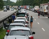 Tragedie în lanț pe autostradă! Zeci de răniți și trei vieți pierdute!