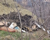 Groapă ilegală de deșeuri din construcții descoperită într-o comună de lângă Iași. Amenzi de peste 67.000 de lei și dosar penal